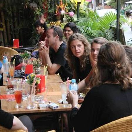 Longlin House I Hotel Phnom Penh Bagian luar foto