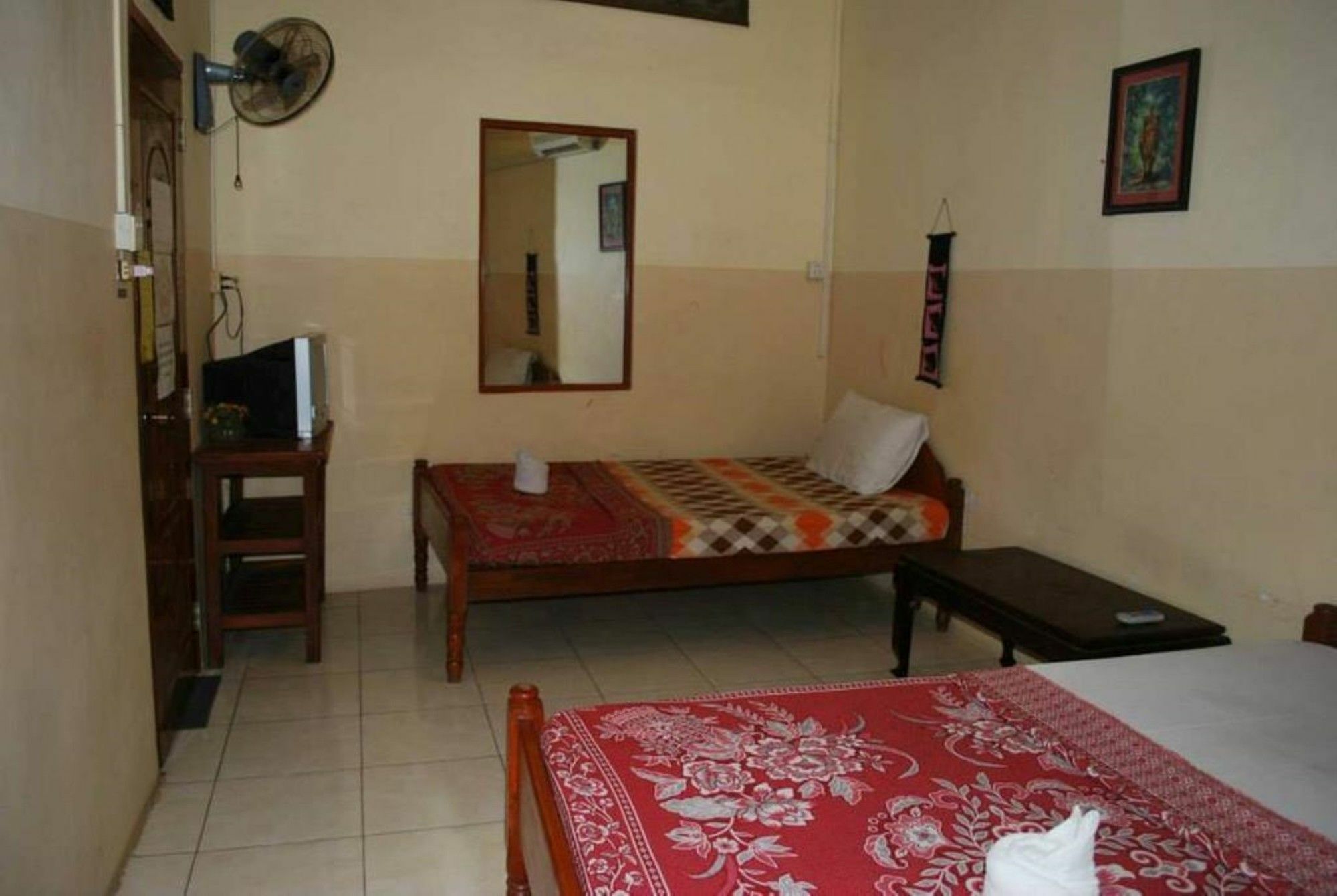 Longlin House I Hotel Phnom Penh Bagian luar foto